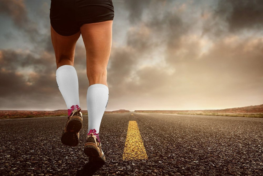 2x Sportowe KOMPRESYJNE długie skarpety do biegania