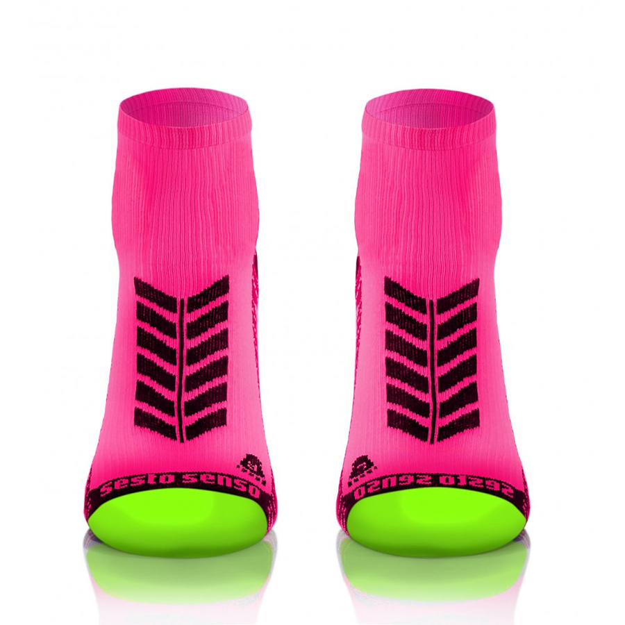 Różowe oddychające kompresyjne skarpety sportowe unisex Sesto Senso – idealne dla aktywnych