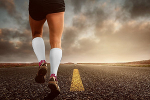 2x Sportowe KOMPRESYJNE długie skarpety do biegania