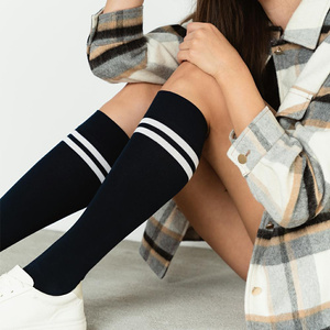 Podkolanówki Damskie w Paski Art. 072