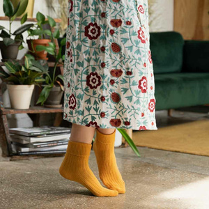 Skarpetki wełniane w prążki art. 093