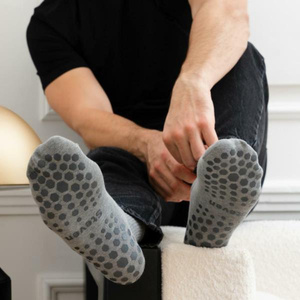 Skarpety bawełniane antypoślizgowe Art. 088