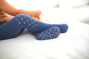 Rajstopki dziecięce z ABS Steven