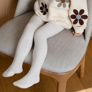 Rajstopki dziecięce z wełny merino Art. 130 