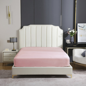 PRZEŚCIERADŁO SATYNA PUDROWE