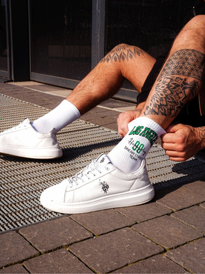 Białe elastyczne skarpety męskie 75% bawełny sportowe Milena – komfort i dopasowanie