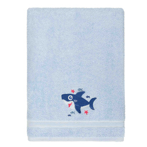 Błękitny gruby ręcznik dziecięcy model rekinek Spod Igły i Nitki – doskonała chłonność