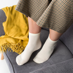 Skarpetki damskie z wełny merino Art. 130