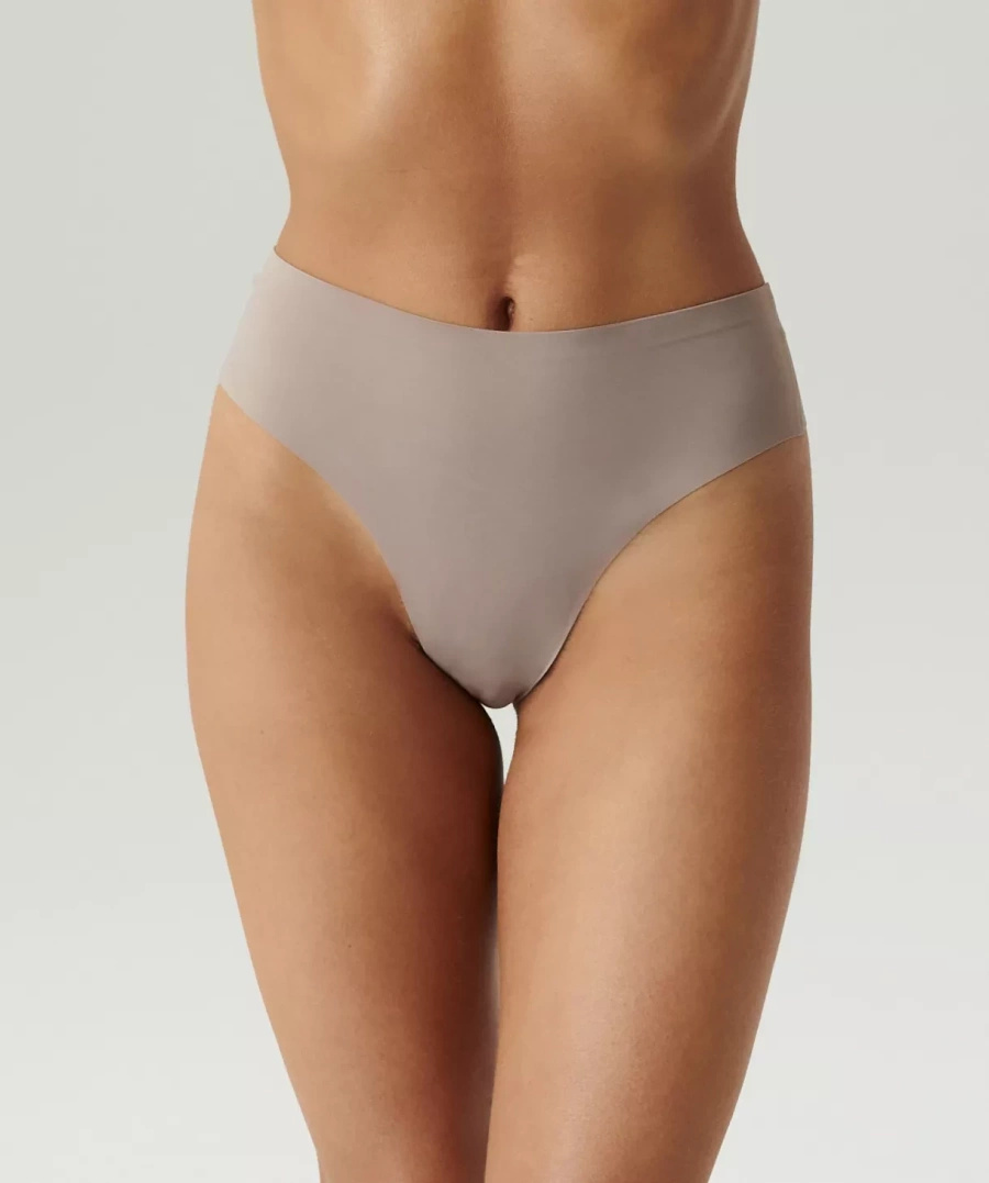 Różowe bezszwowe majtki damskie Brazil 72% nylon Atlantic – niewidoczne pod ubraniem