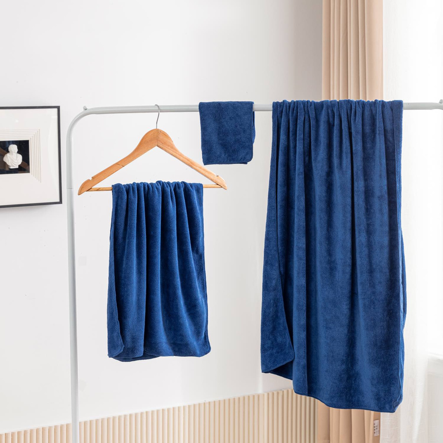 Ręcznik ACTIV Granatowy Szybkoschnący