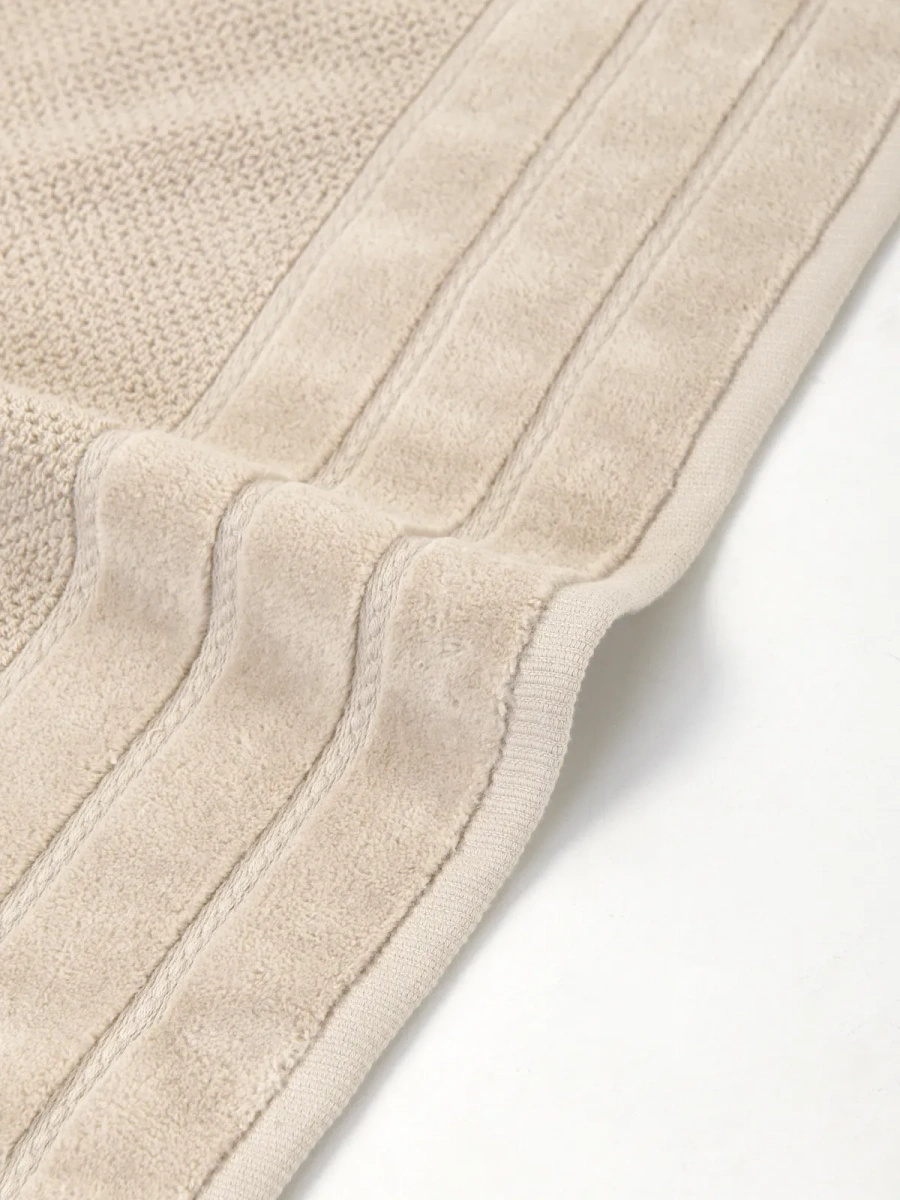 Ręcznik Loren Beżowy Z Ozdobną Bordiurą