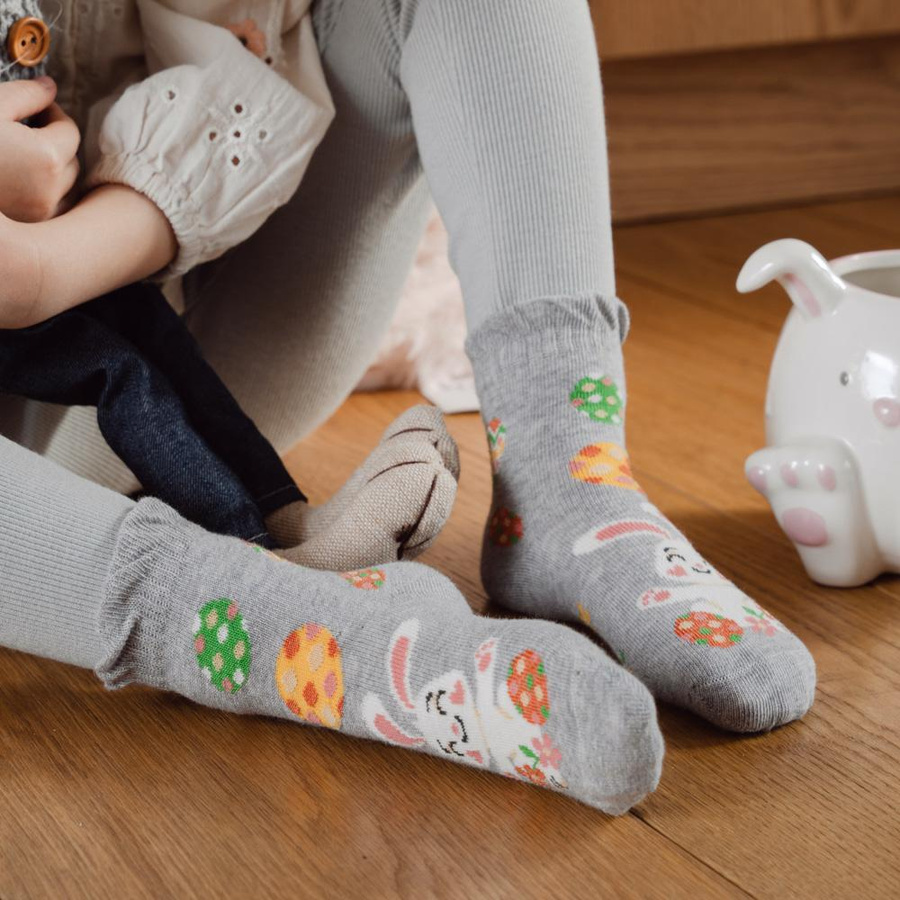 Skarpetki wielkanocne z falbanką