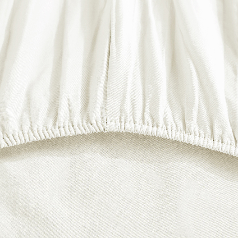 PRZEŚCIERADŁO SATYNA BIAŁY