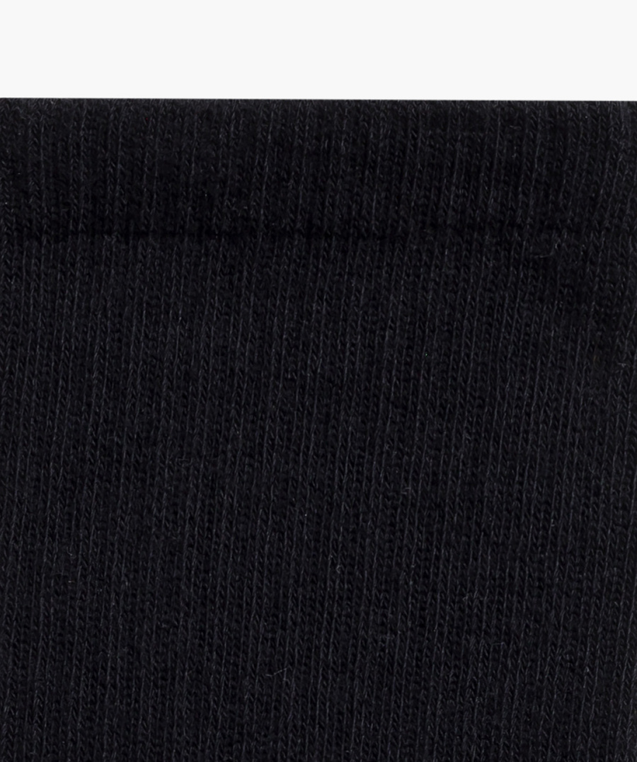 Czarne klasyczne skarpety męskie 75% bawełny MC-007 Atlantic – komfort i styl na co dzień.