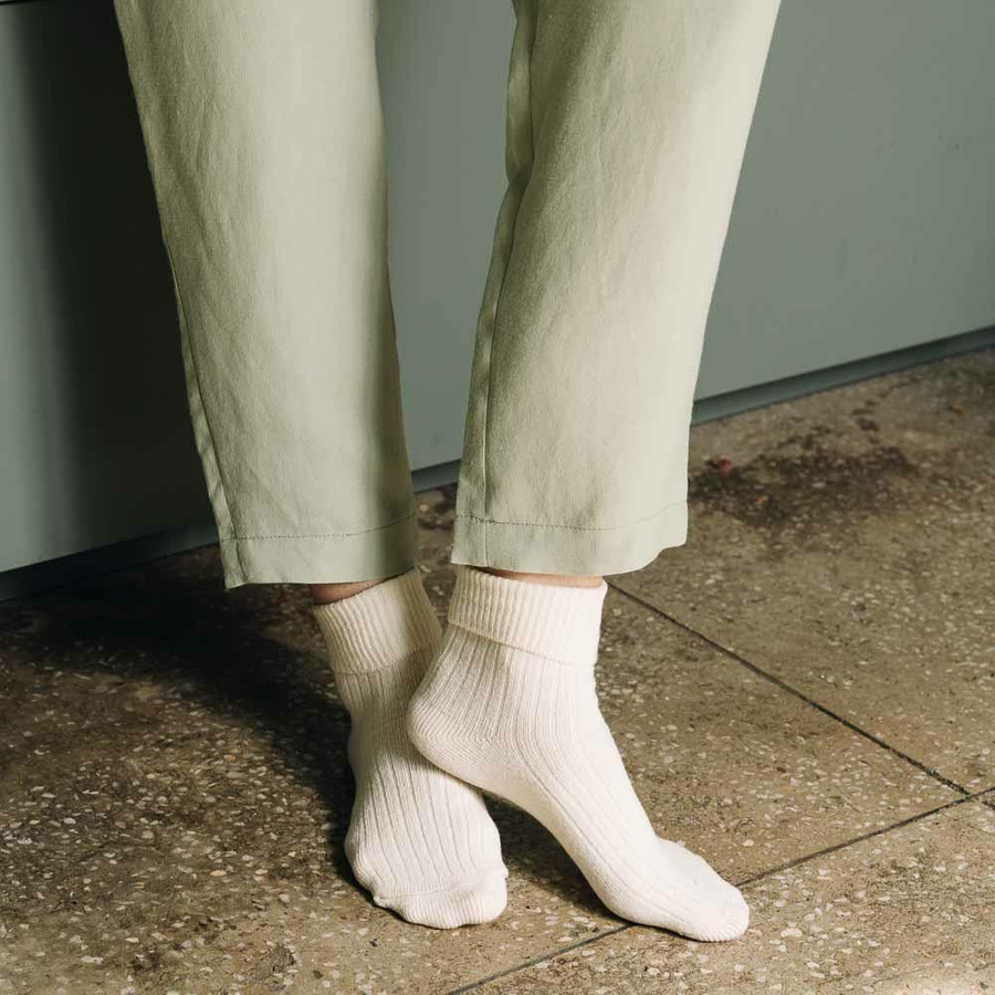 Skarpetki wełniane w prążki art. 093