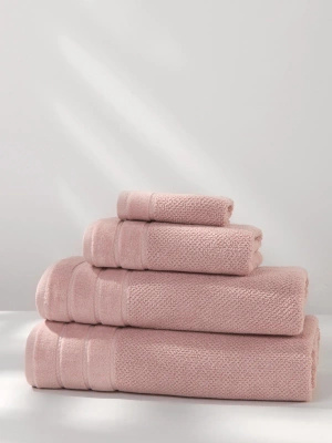 Pudrowy ręcznik Loren 70x140 Spod Igły i Nitki – miękkość i styl w łazience