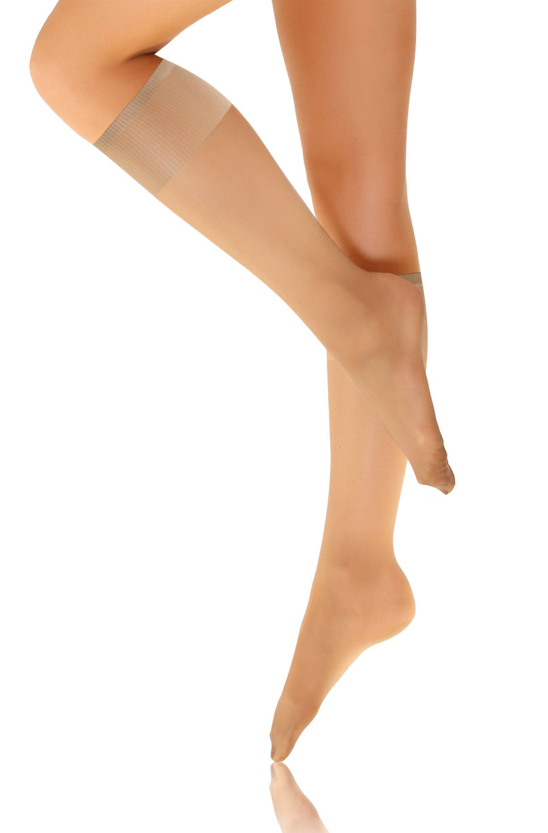 Półmatowe podkolanówki damskie Iris Sesto Senso – efekt bosej stopy