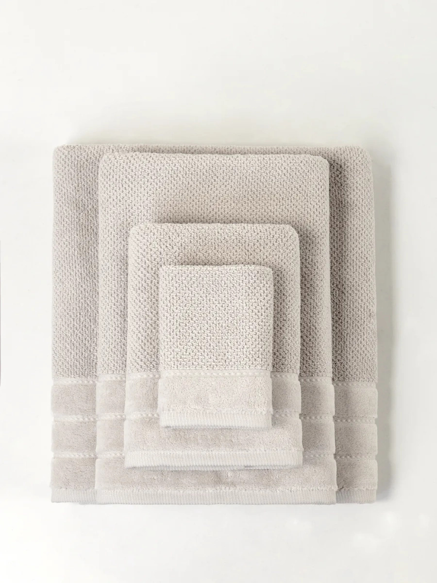 Ręcznik Loren Kaszmirowy Z Ozdobną Bordurą