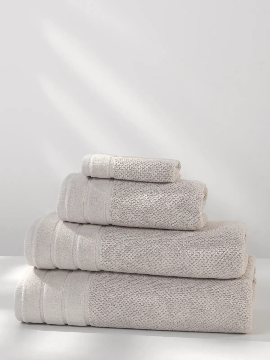 Ręcznik Loren Kaszmirowy Z Ozdobną Bordurą