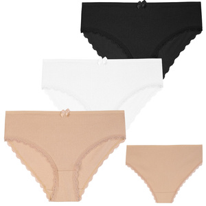 Bawełnianie figi damskie z koronką