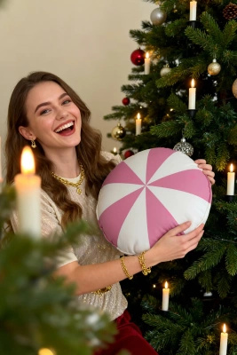 Poduszka Świąteczna Candy Różowa