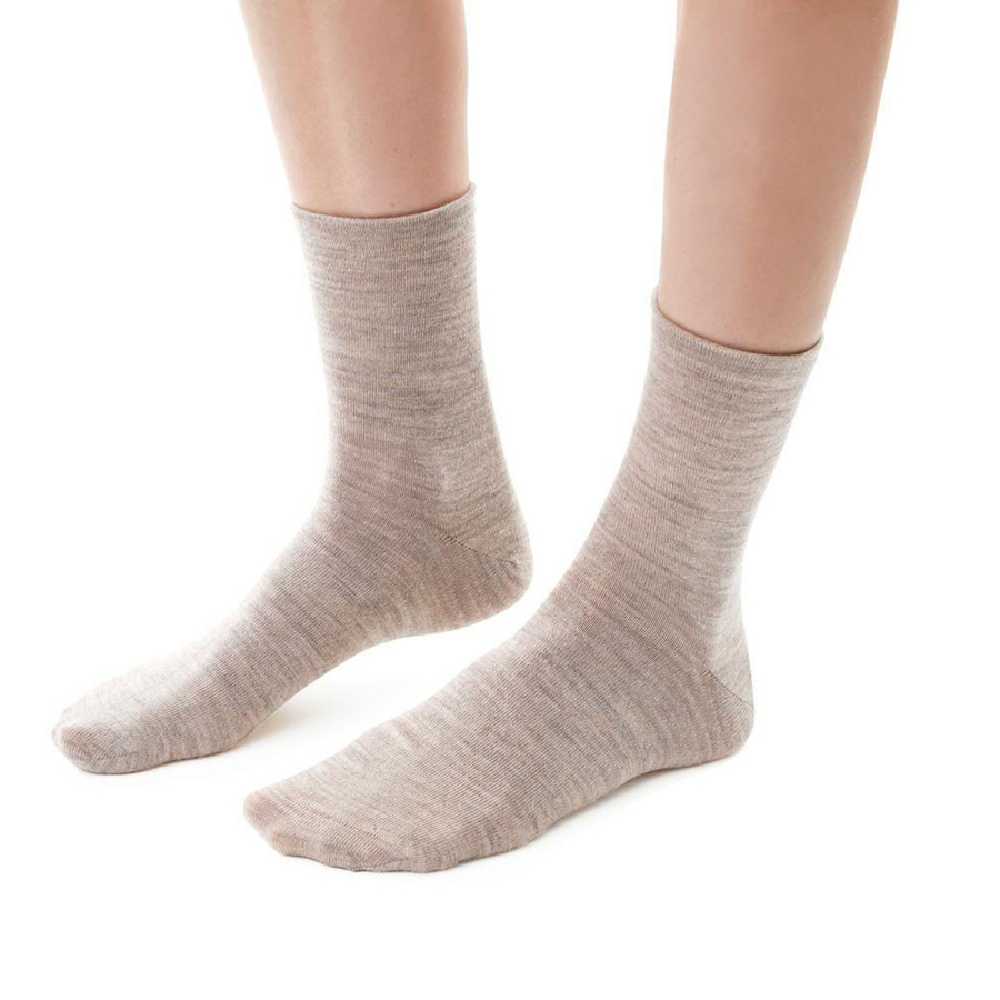 Skarpetki damskie z wełny merino Art. 130