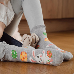 Skarpetki wielkanocne z falbanką