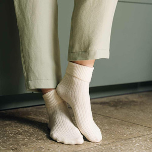 Skarpetki wełniane w prążki art. 093