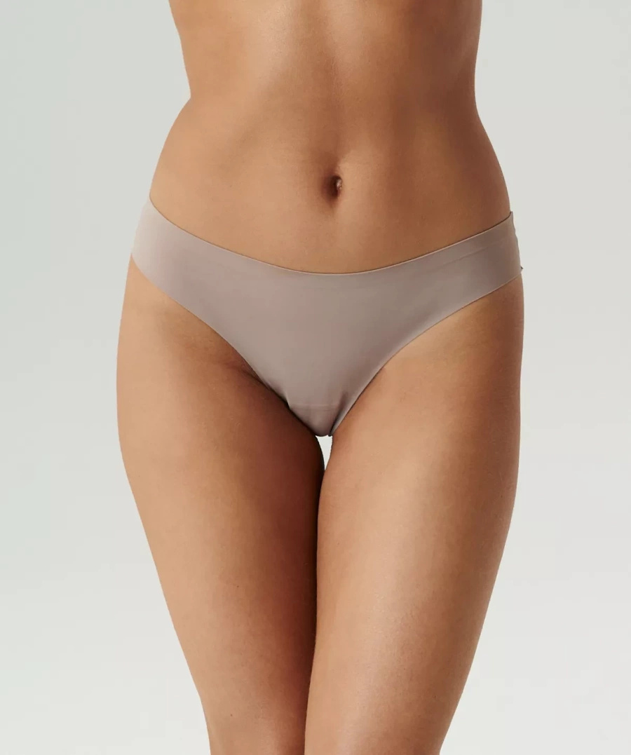 Różowe bezszwowe figi damskie 72% nylon Sport Atlantic – niewidoczne pod ubraniem