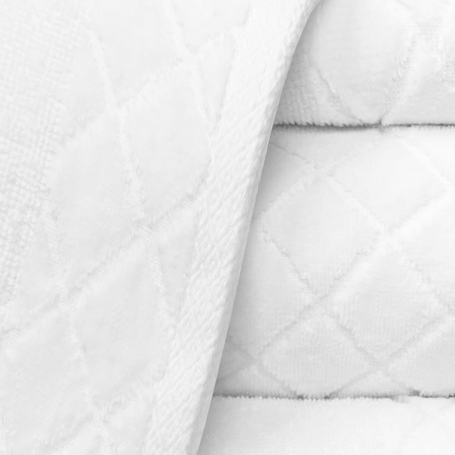 Biały gruby ręcznik z haftem Spod Igły i Nitki – szybkie schnięcie.