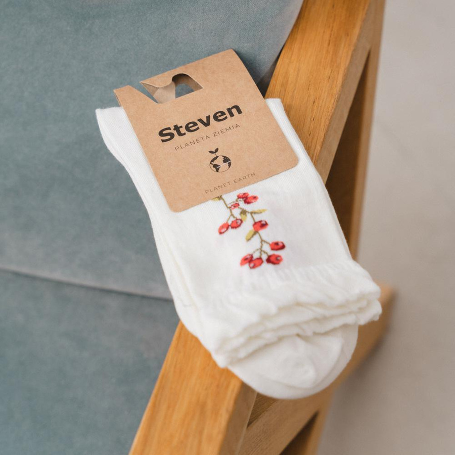 Skarpetki z falbanką