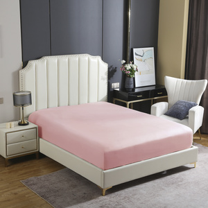 PRZEŚCIERADŁO SATYNA PUDROWE