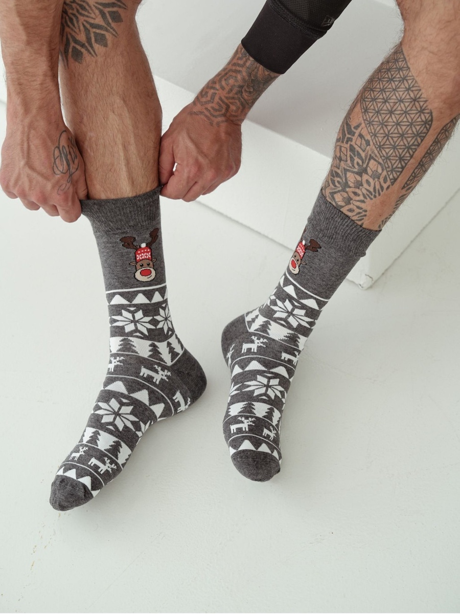 Czerwone bawełniane skarpety męskie 75% świąteczne 1290 Milena – codzienna wygoda