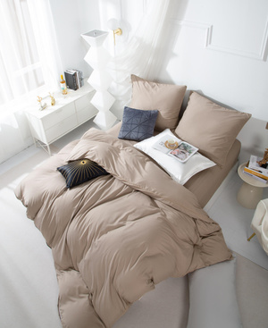 POŚCIEL QUEEN BEŻ ZŁOTA BIZA