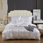 Kremowa atłasowa pościel 120 g/m2 model AT001 Spod Igły i Nitki – luksusowy komfort snu