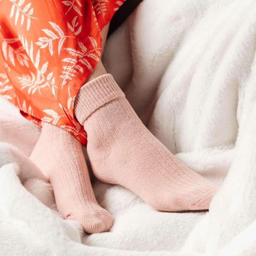 Skarpetki wełniane w prążki art. 093