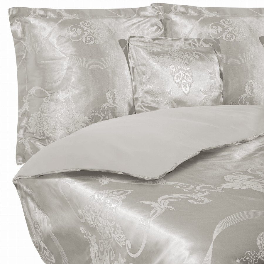 Kremowa atłasowa pościel 120 g/m2 model AT015 Spod Igły i Nitki – luksusowy komfort snu