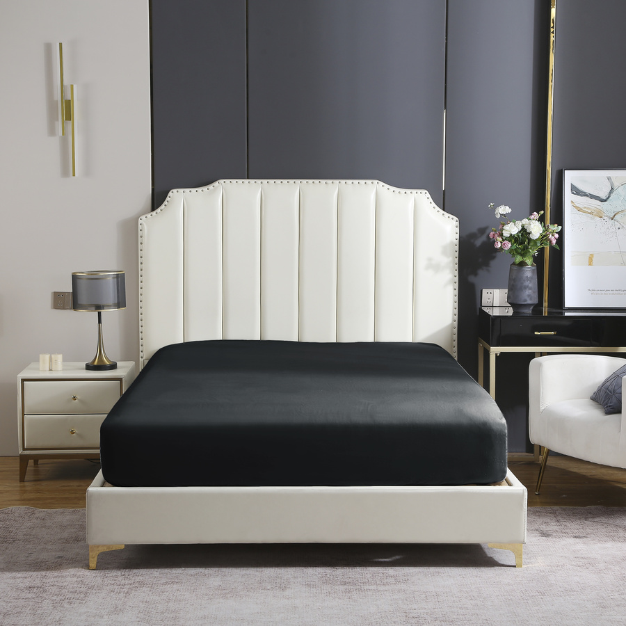 PRZEŚCIERADŁO SATYNA CZARNE