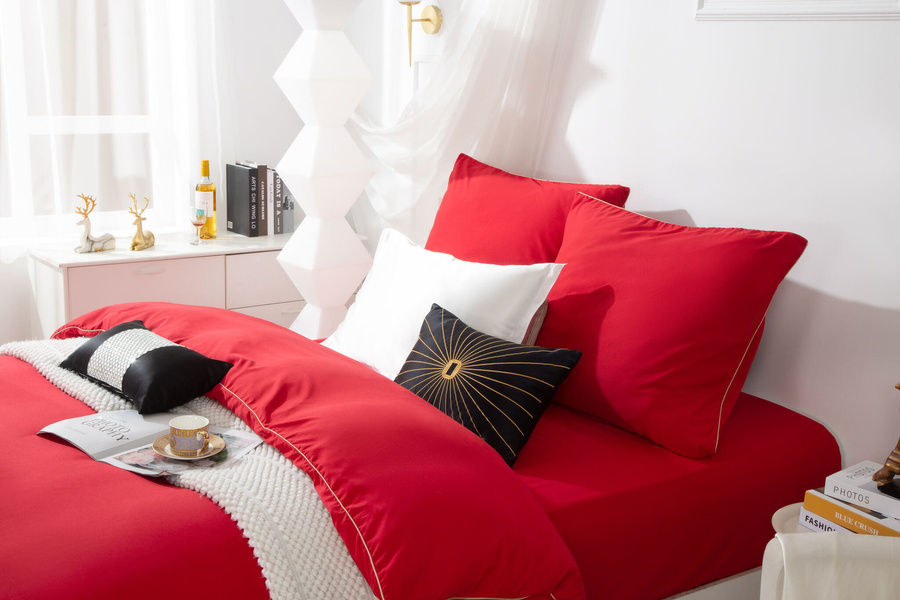 POŚCIEL QUEEN CZERWONY ZŁOTA