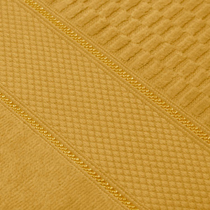 Musztardowy welurowy ręcznik Peru Spod Igły i Nitki – elegancja do SPA