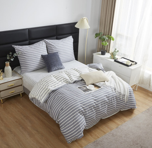 Szara dwustronna pościel Satynowa Model S055 Spod Igły i Nitki – komfortowy sen