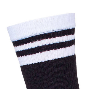 Skarpetki damskie w prążek z paskami