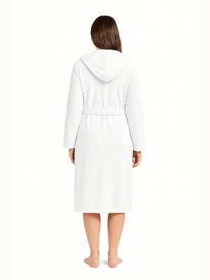 Biały miękki szlafrok damski z kapturem Paulo Sestimi – idealny do sauny i spa