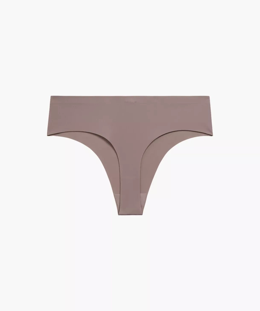 Różowe bezszwowe majtki damskie Brazil 72% nylon Atlantic – niewidoczne pod ubraniem