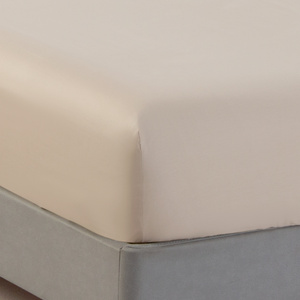 PRZEŚCIERADŁO SATYNA BEŻ