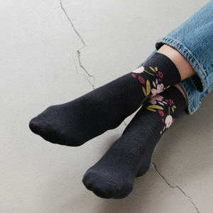 Skarpetki z kwiatkiem