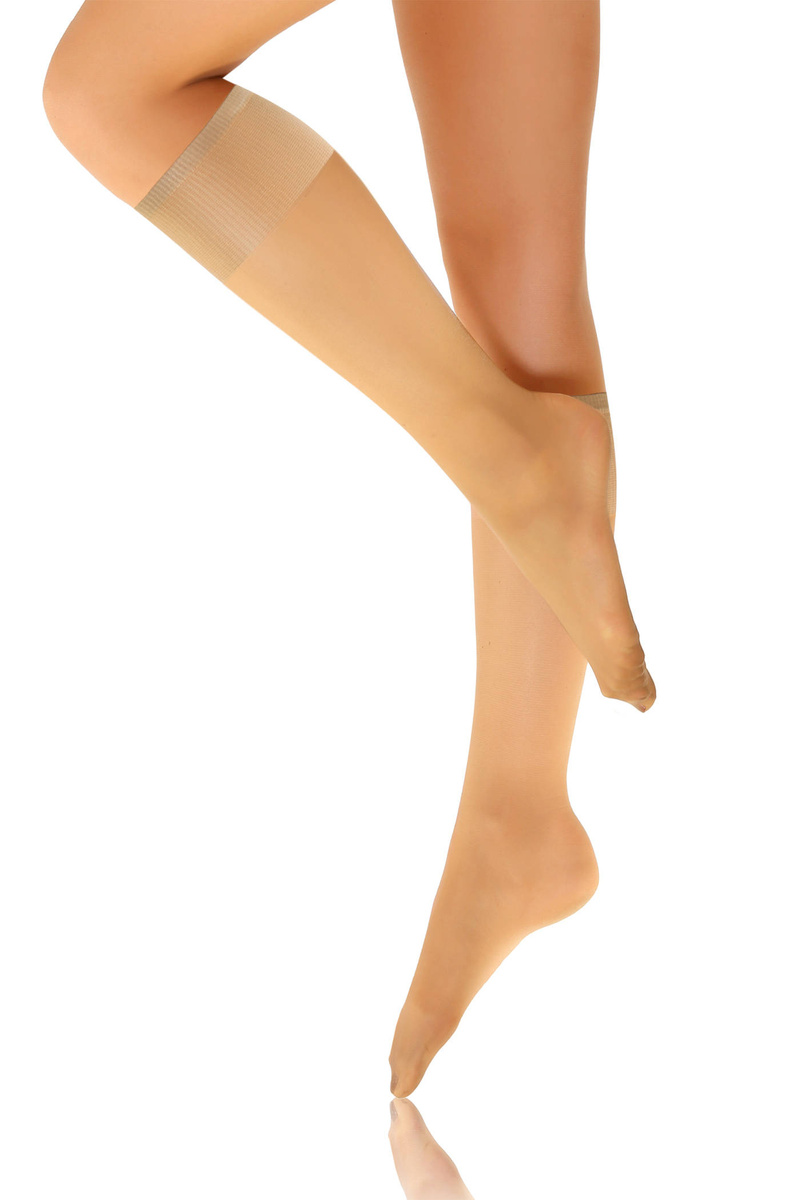 Półmatowe podkolanówki damskie Iris Sesto Senso – efekt bosej stopy