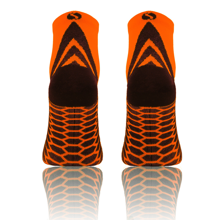 Pomarańczowe oddychające kompresyjne skarpety sportowe unisex Sesto Senso – idealne dla aktywnych