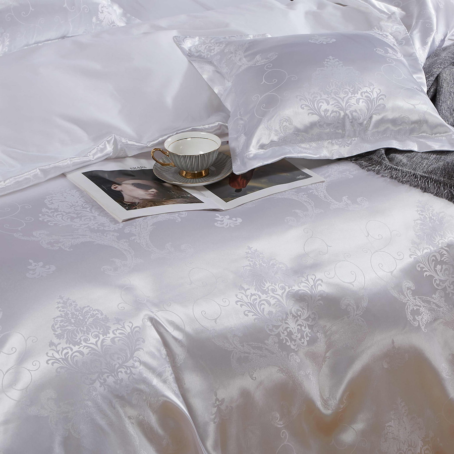 Kremowa ekskluzywna pościel 120 g/m2 Model AT006 Spod Igły i Nitki – luksusowy sen