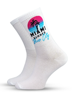 Białe elastyczne skarpety męskie 75% bawełny sportowe Milena – komfort i dopasowanie